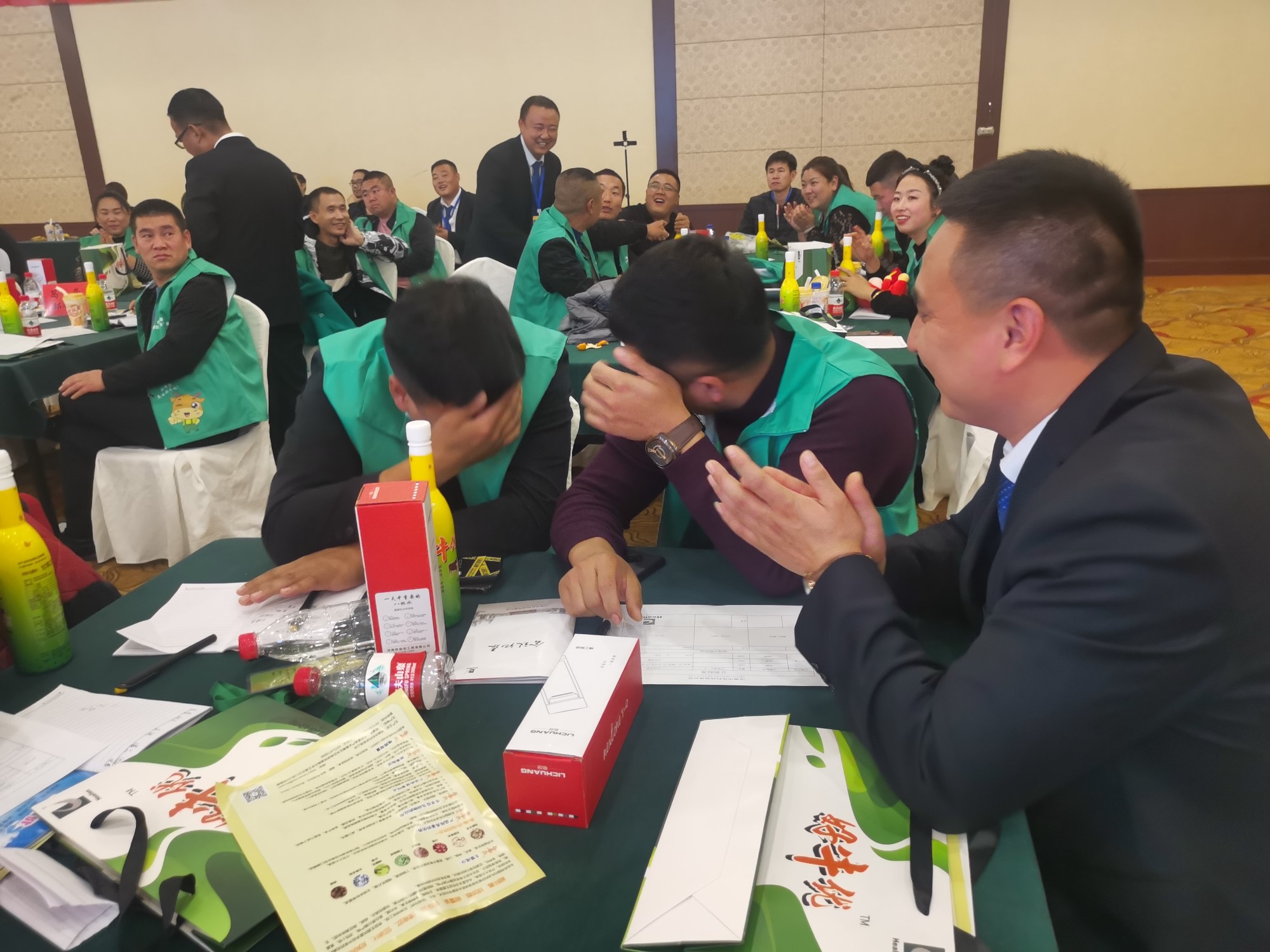 《燃爆流量 做區(qū)域“?！鄙獭返拈L春站